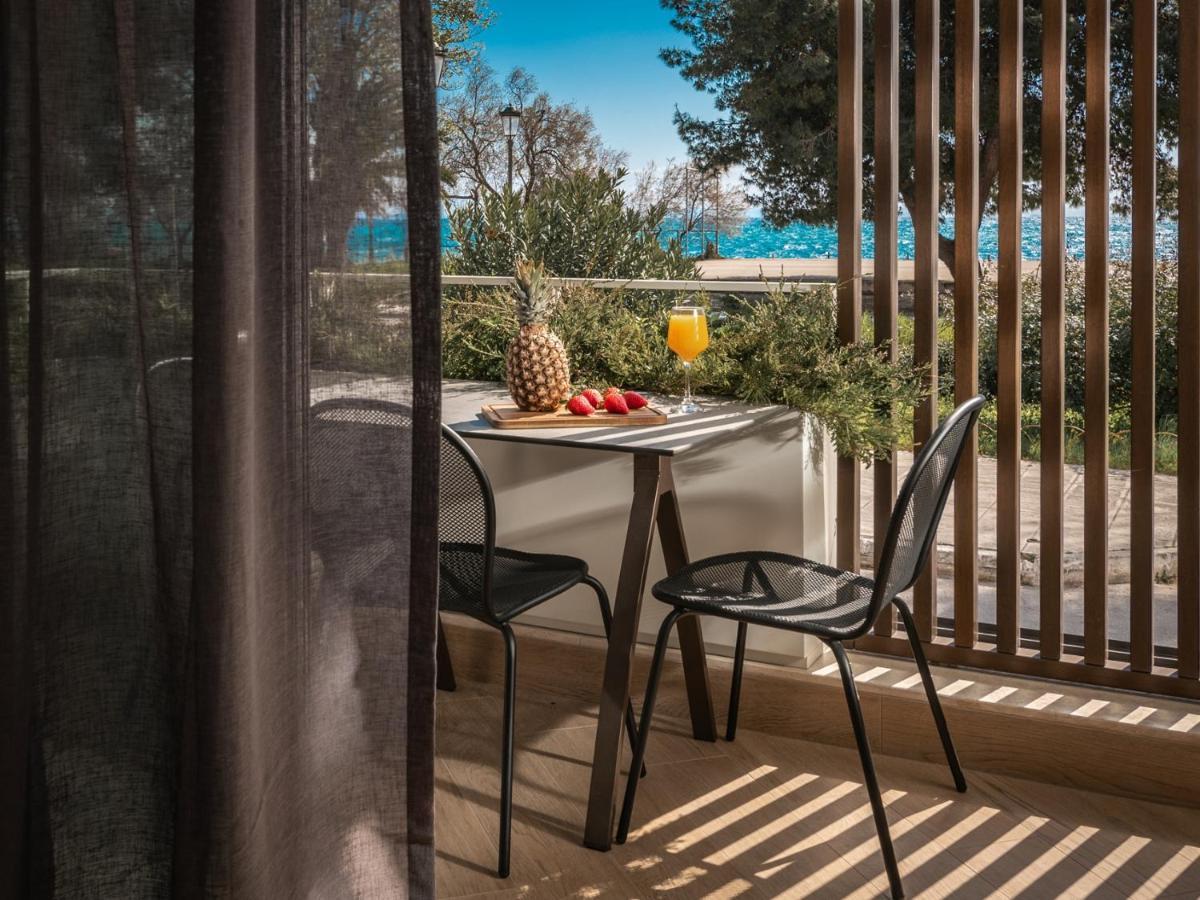 Point Ephemere Beachfront *
