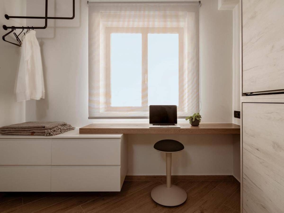 Point Ephemere Beachfront Apartment