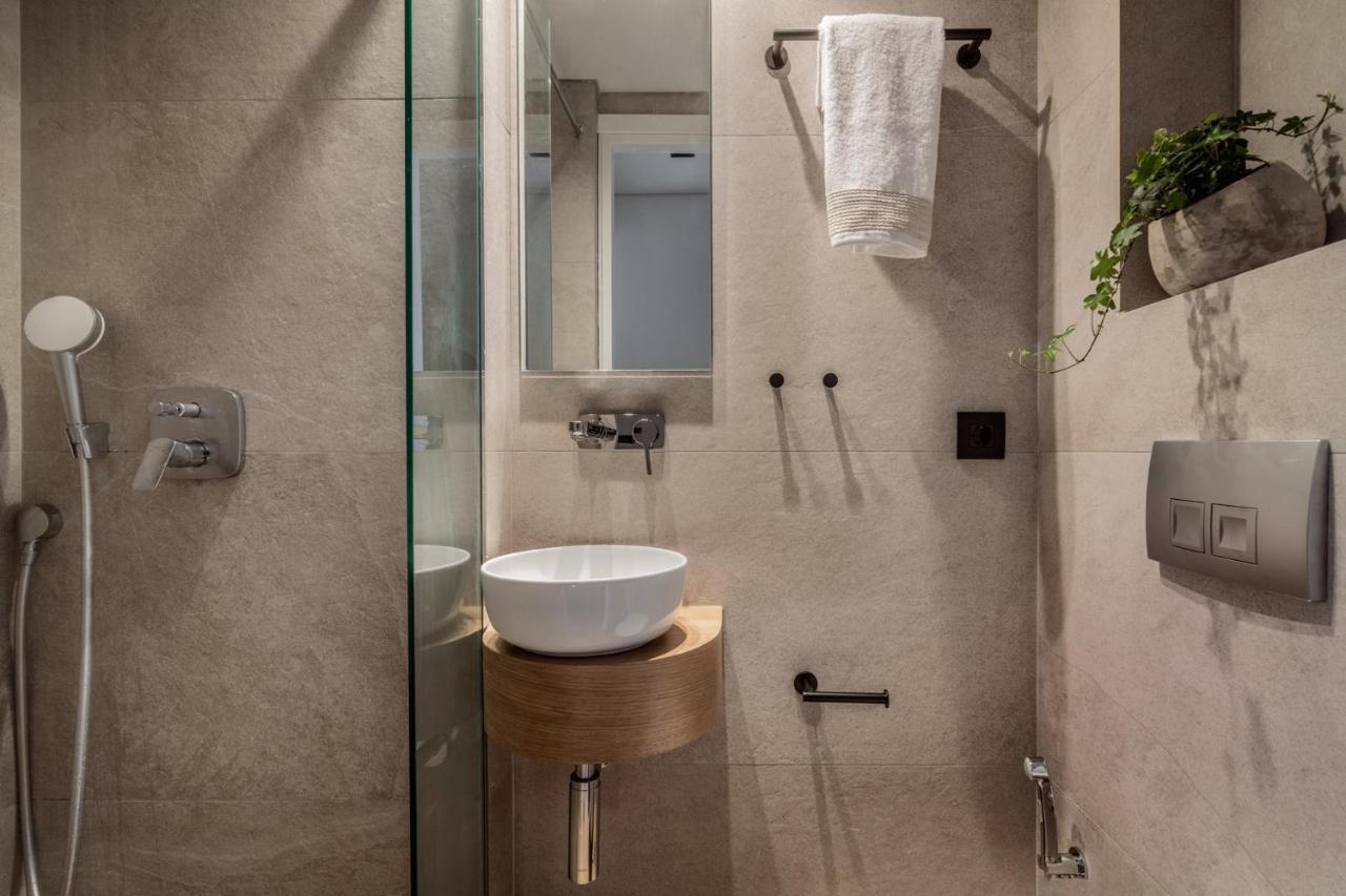 Apartment Point Ephemere Beachfront *